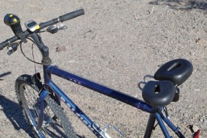 The Spiderflex seat looks wonky, but at least doesn't scream "I have a problem!" like many other nose-less seats.