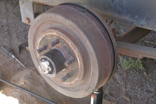 Umm, the hub is not supposed to droop down like that.