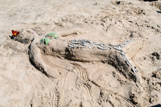 A sand-carving "contest" was held by the local neighborhood association. This wasn't the very best, but was the most notable.