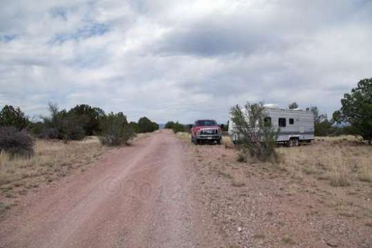 A shot in the other direction. Not scenic, but not half bad. And I can't argue with 3-4 bars of cellular data signal without even turning on the signal booster!