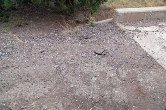 This seems to indicate that pavement ran up to the concrete and stopped, and this was just a mile from the north end.