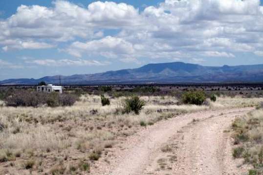 The same path closer to home. Thar she be, to the left. Yarrrr.