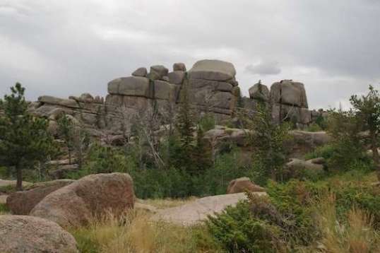 In the fee campsite, this the view from one of the sites. Nice, eh?