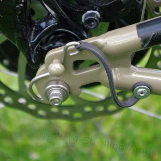 The Aurora doesn't use a quick-release axle skewer, so 10x1 BOBs Nutz hold the Ibex's fork nicely and will not let it go.