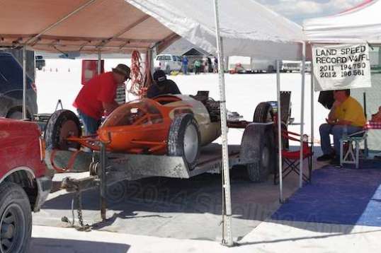 Wander the pits at will. A certain times, the crews don't need a distraction, but walking in to look then is still fine.