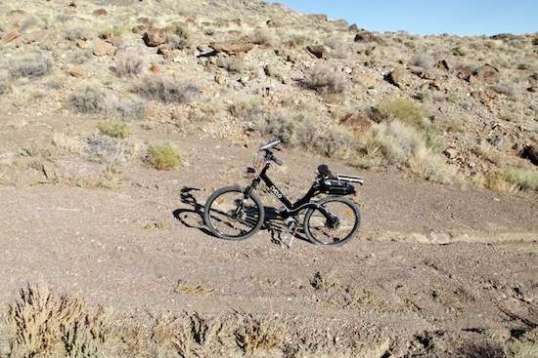 Stripped down to basics, the Evelo Aurora went way past the point that I'd have to give up on my more radically-geared old Raleigh mountain bike.