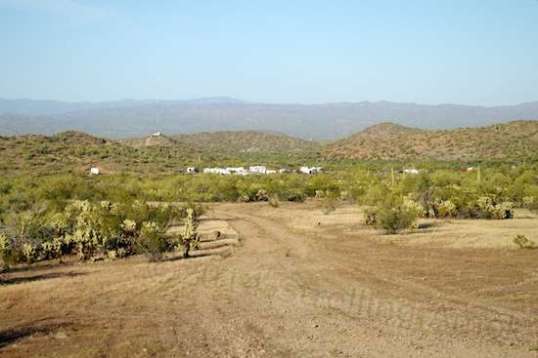 A quick look back toward camp. You can't see it, but the Mighty Defiant is farthest right, with the Mighty Furd (red dot) next to it.