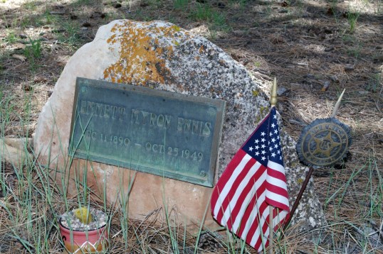 At 1890, Emmet Ellis likely just caught the tail end of WWI, since he was in his fifties by the second one.