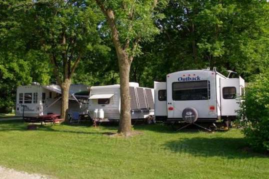 Which one is the Defiant? Hard to tell...NOT!