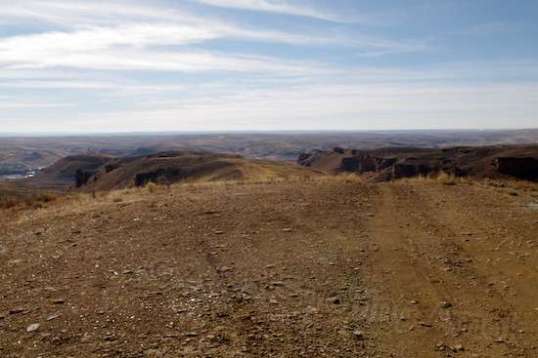 About a half-mile from camp, I couldn't resist taking another main branch. That led to a clearing usable for a small rig to camp on.
