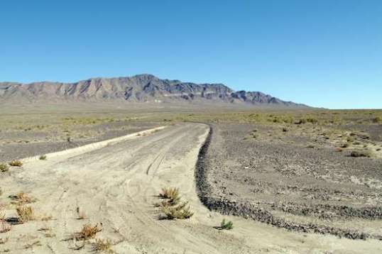An interesting graded side trail that asks you, "Where do I go?"