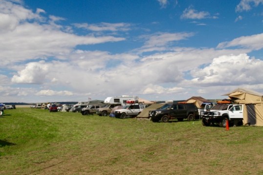 Row 4. Some folks rolled in with small cars, to tent it. Others had vehicle-based folding tents with ground rooms and awnings.