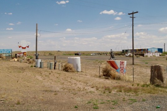 Just down the way eastward is another tourist place that didn't make it.